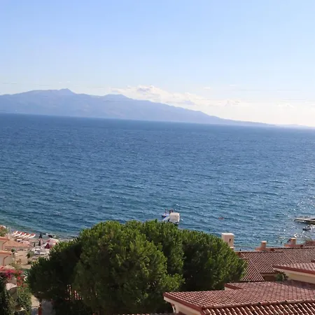 Apartment Paradise Sea View